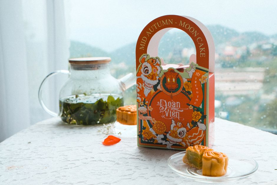 Ô mai mơ làm quà tặng ý nghĩa: Tinh hoa văn hóa trong từng hộp quà biếu