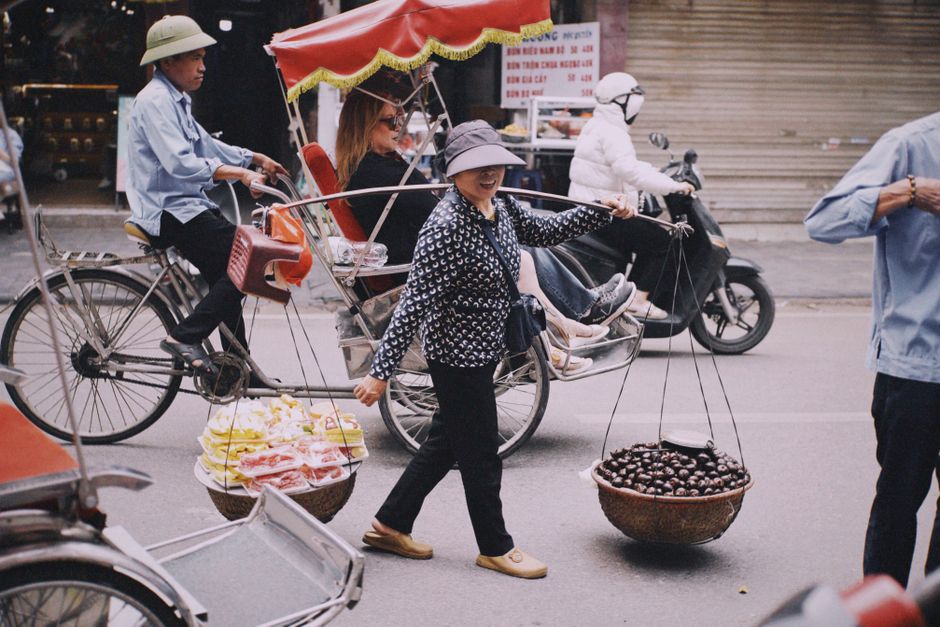 Top 3 lý do sấu xào gừng cổ truyền Hàng Đường là thức quà tinh hoa Hà Nội